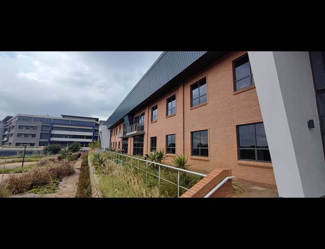 2,230M² WAREHOUSE TO LET IN HIGHVELD